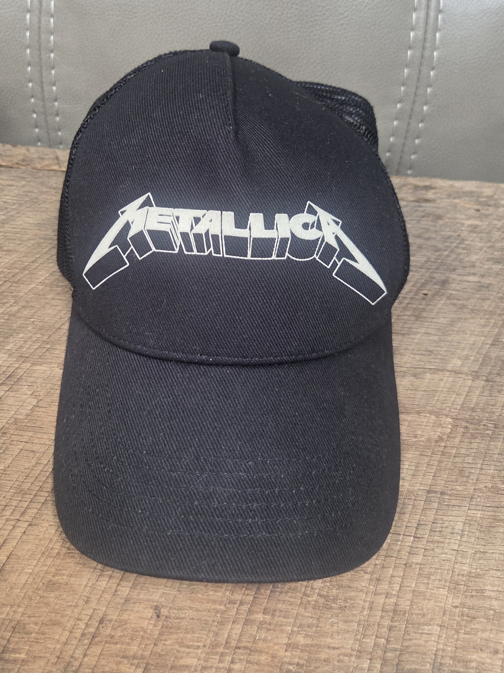 H&M Black Trucker Cap with White Metallica Graphic ~ Bin 1G